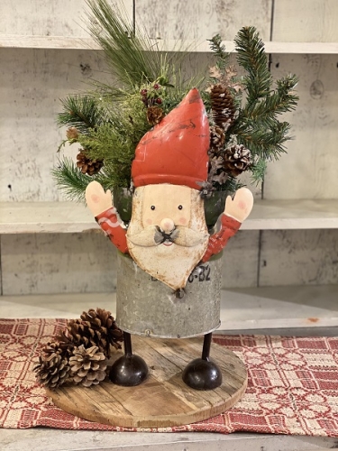 METAL RECYLED SANTA BUCKET